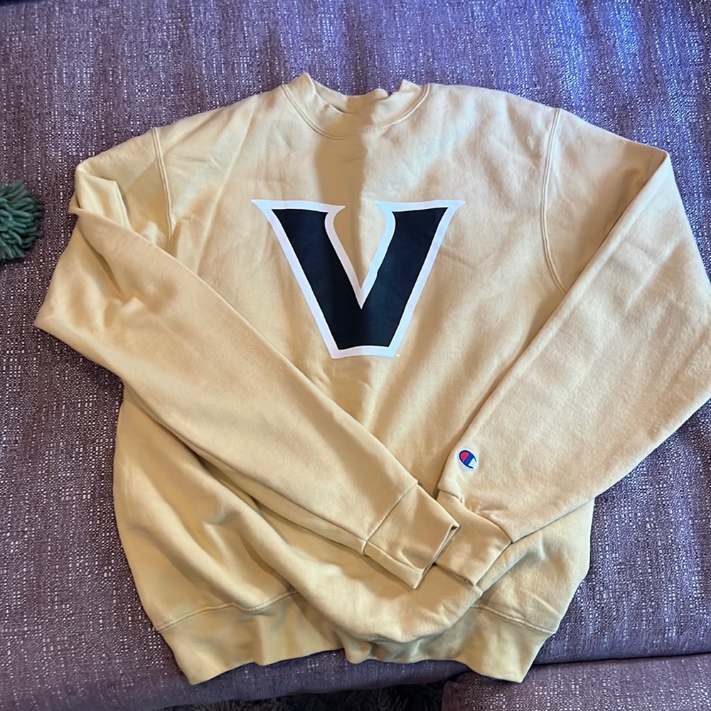 Vanderbilt Champion Sweatshirt
